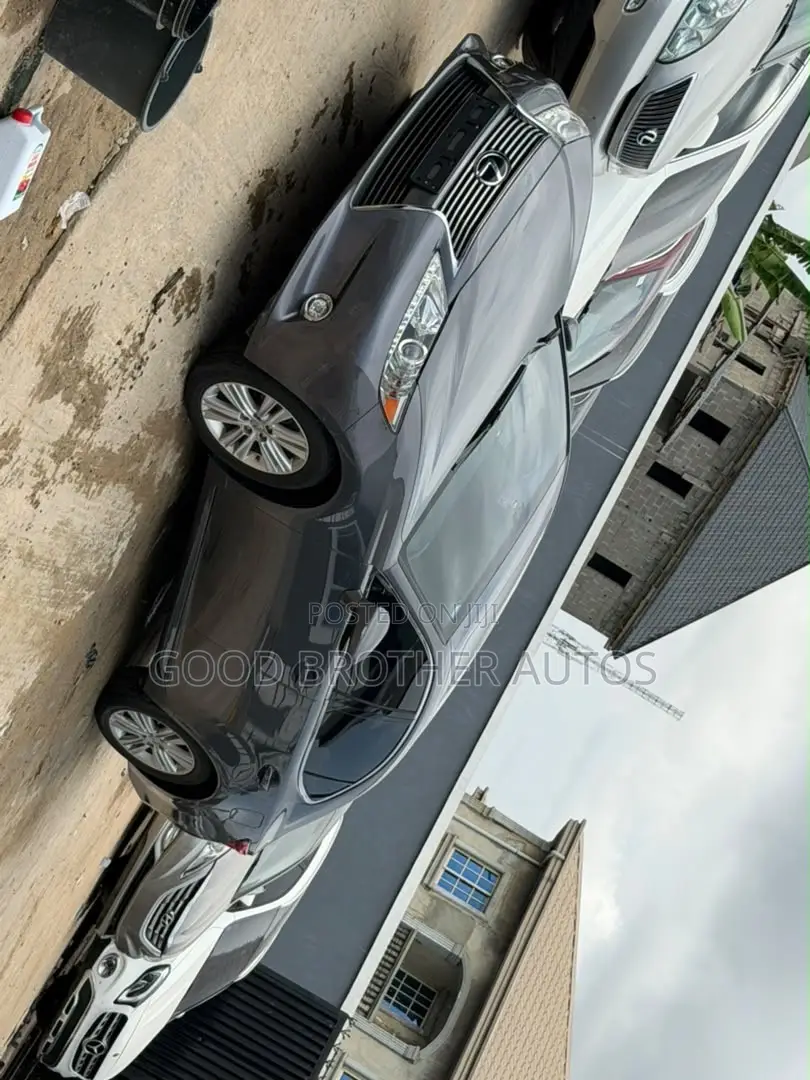 Lexus ES 2015 Gray