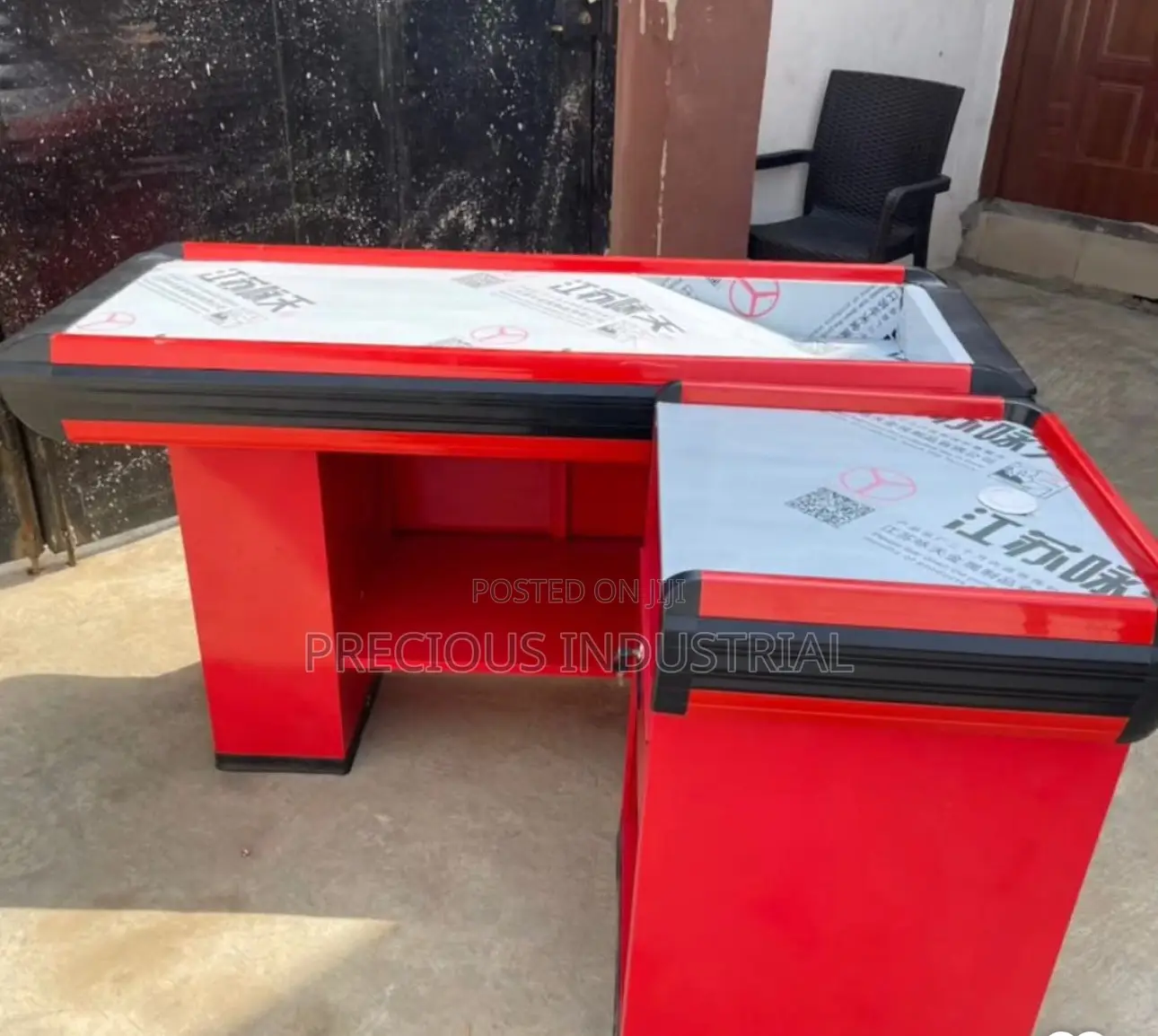 Cashier Table