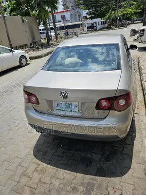 Volkswagen Jetta 2.5 S 2008 Gold