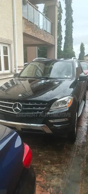 Mercedes-Benz M Class ML350 4dr SUV (3.5L 6cyl 7A) 2015 Black