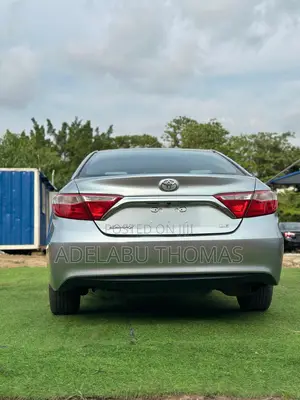 Toyota Camry 2015 Silver