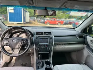Toyota Camry 2015 Silver