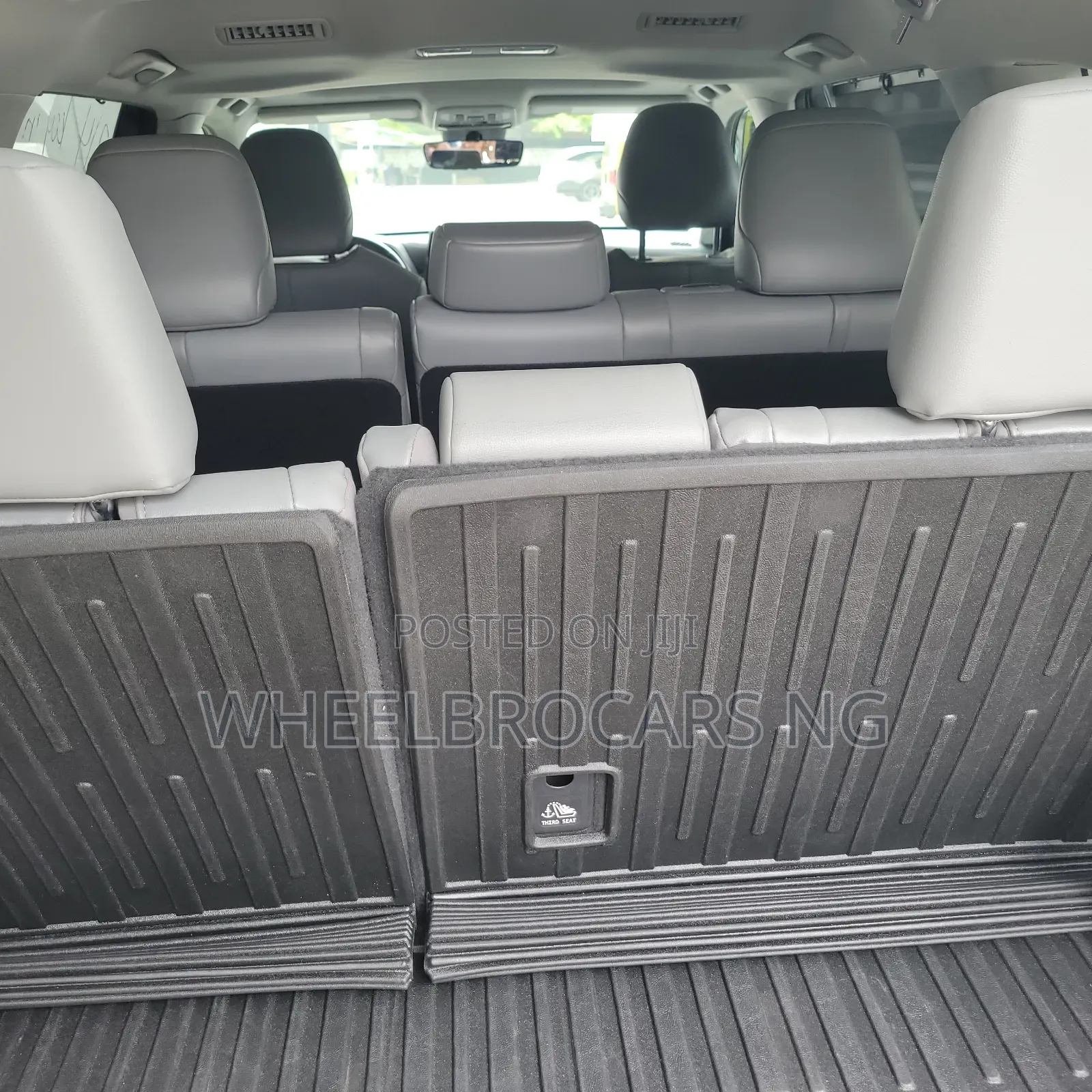 Toyota Highlander XLE 2021 Gray