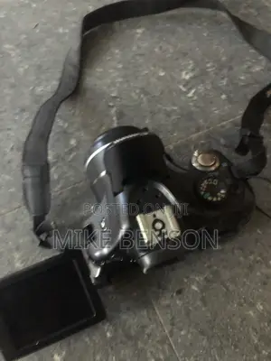 Canon Camera (Powershot SX30IS)