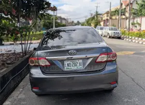 Toyota Corolla S 4dr Sedan (1.8L 4cyl 4A) 2012 Gray