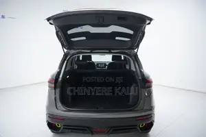 Geely Coolray 2025 Gray