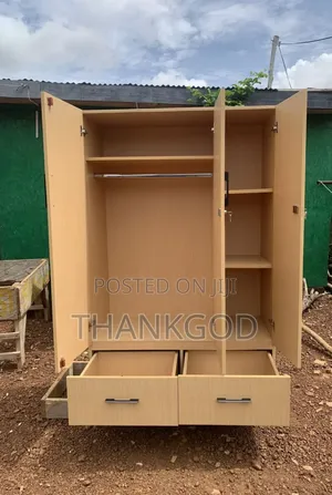 Wardrobes Attached With Drawers
