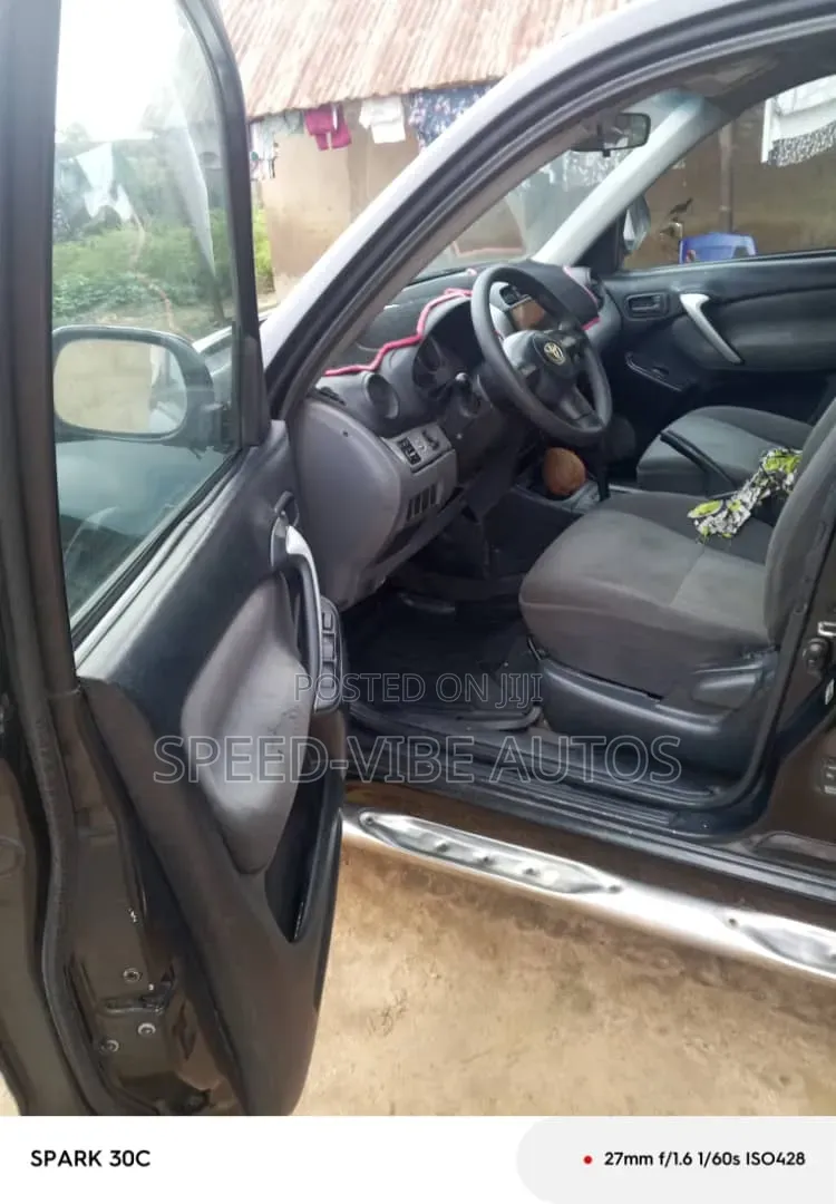 Toyota RAV4 Automatic 2003 Black