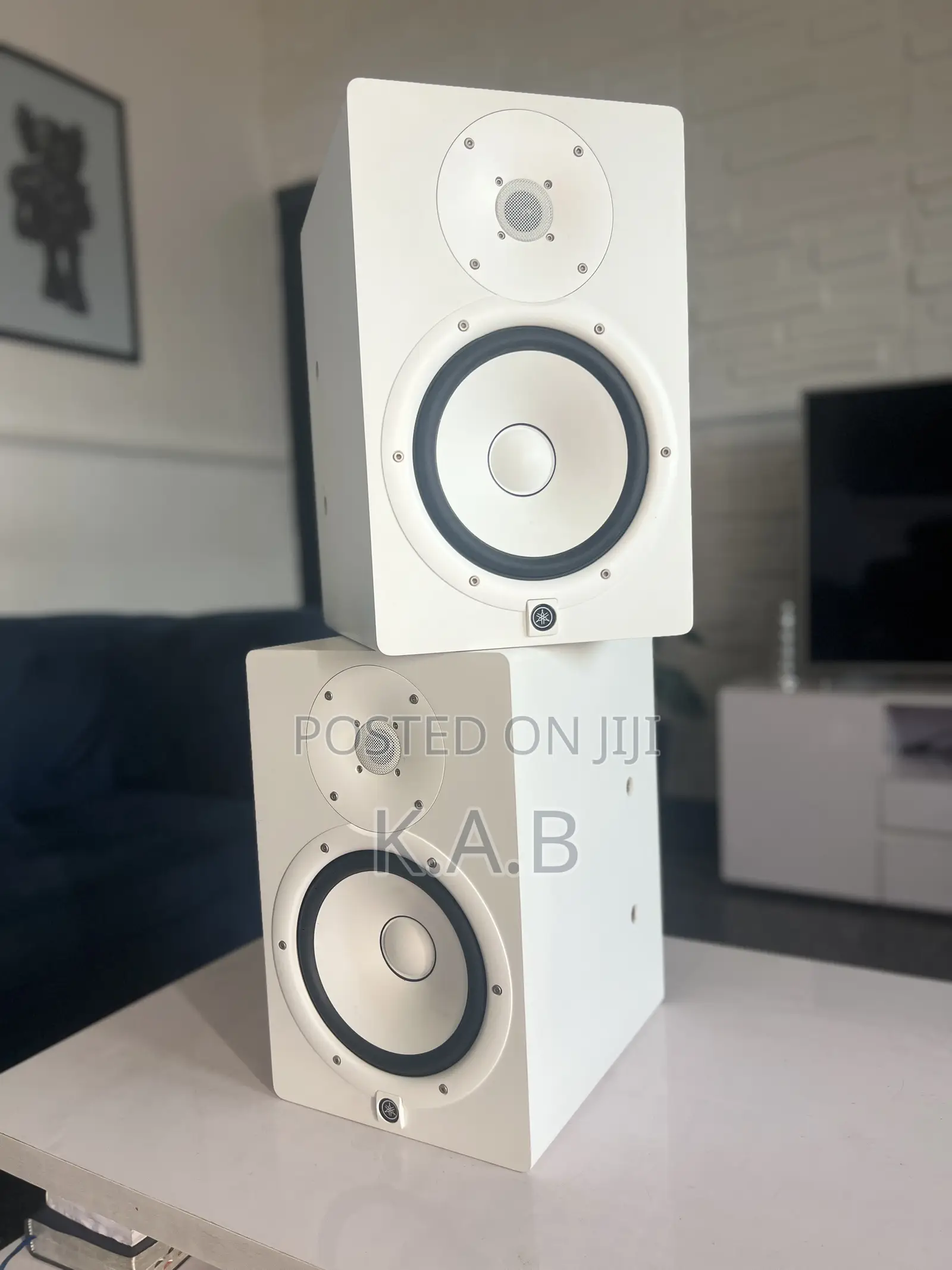 Yamaha HS8 Studio Speaker