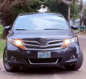 Toyota Venza Limited 2010 Black