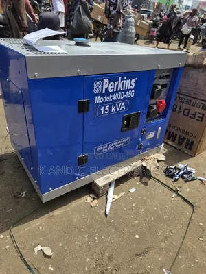 Heavy-Duty 15kVA Perkins Diesel Soundproof Generator 3face 100%COPPER
