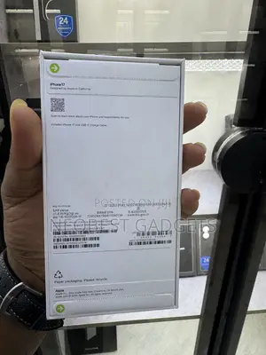 New Apple iPhone 17 512 GB White