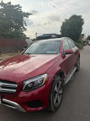 Mercedes-Benz GLC-Class 2018 Red