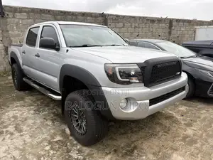 Toyota Tacoma Double Cab V6 Automatic 2009 Silver