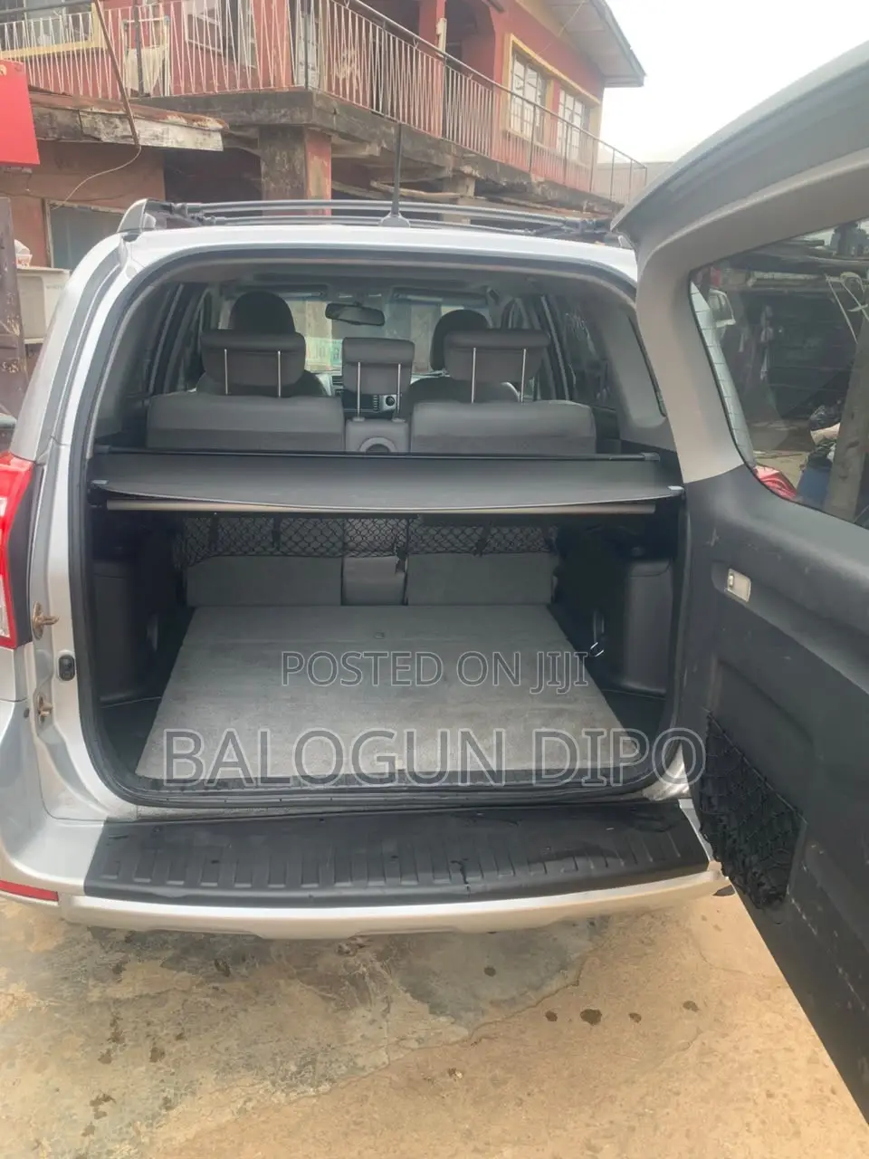 Toyota RAV4 2010 Silver