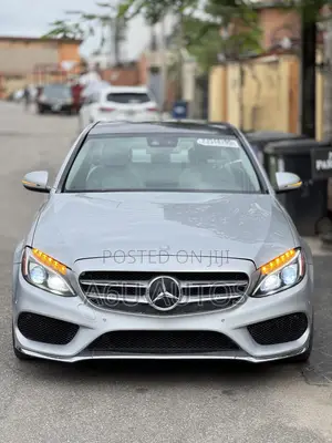 Mercedes-Benz C300 2017 Silver
