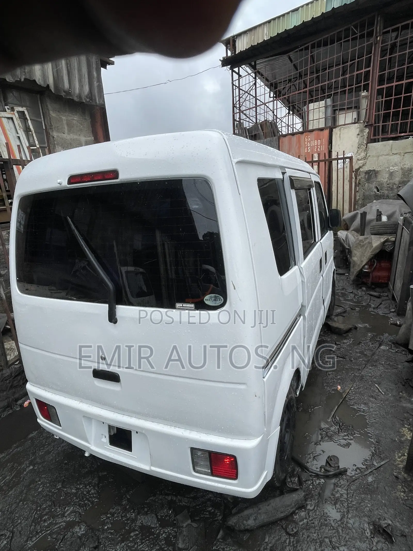 Suzuki Every 2012 White