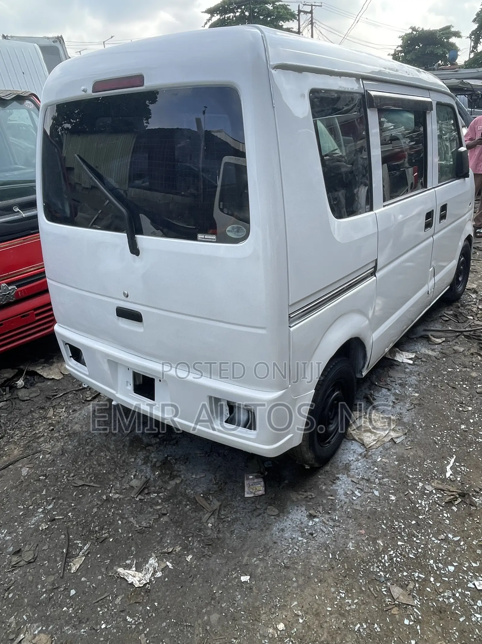 Suzuki Every 2012 White