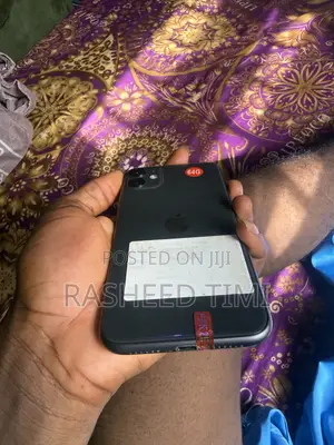 Apple iPhone 11 64 GB Black