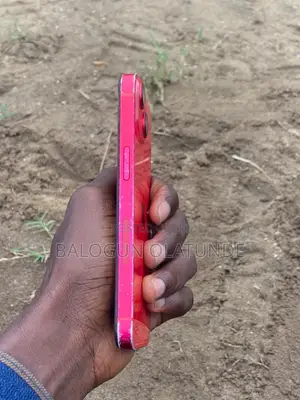 Apple iPhone 14 256 GB Red