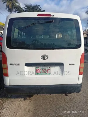 Toyota HiAce 2008 White