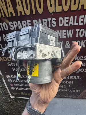 Hyundai Sonata 2013 ABS Module | ABS Pump Available