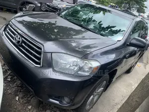 Toyota Highlander Limited 2010 Gray