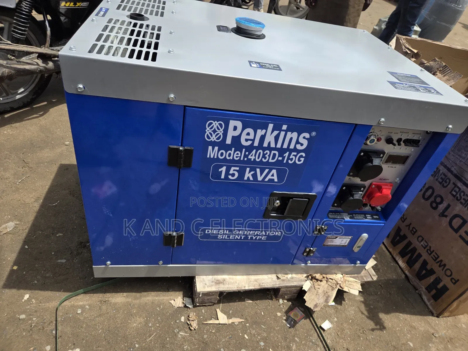 Quality Perkins 15kVA Three-Phase Diesel Soundproof Gen