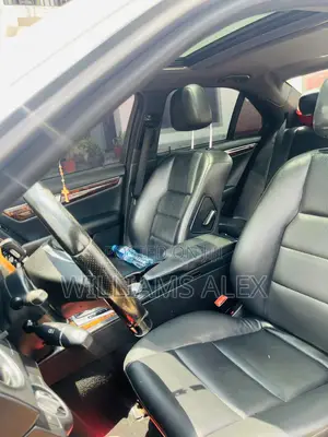 Mercedes-Benz C300 2012 Silver