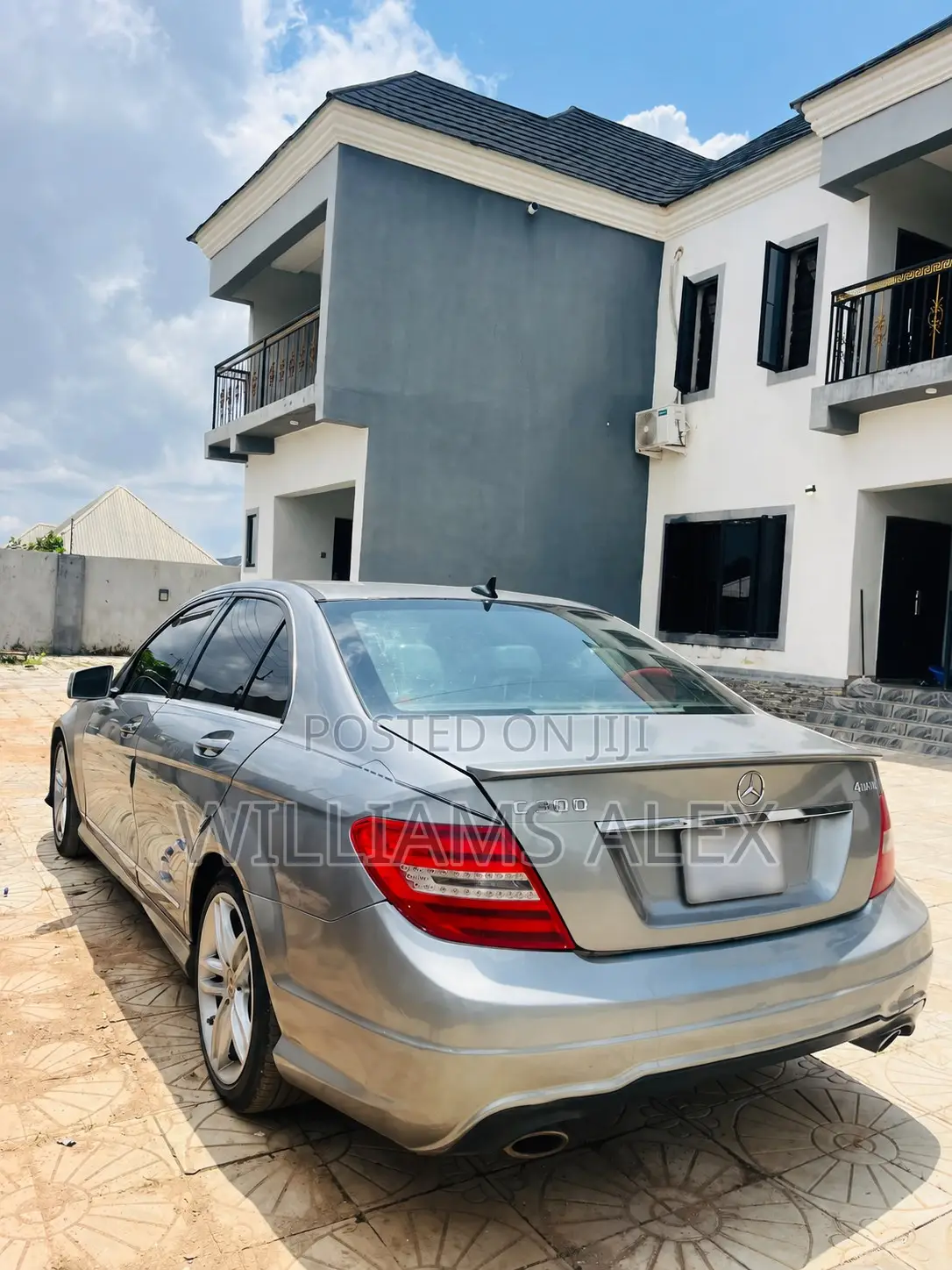 Mercedes-Benz C300 2012 Silver