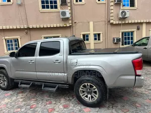 Toyota Tacoma 4dr Double Cab 2016 Gray