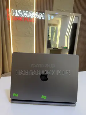 Laptop Apple MacBook Pro 2022 M2 16GB Apple M2 SSD 512GB