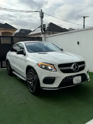 Mercedes-Benz GLE-Class 2016 White