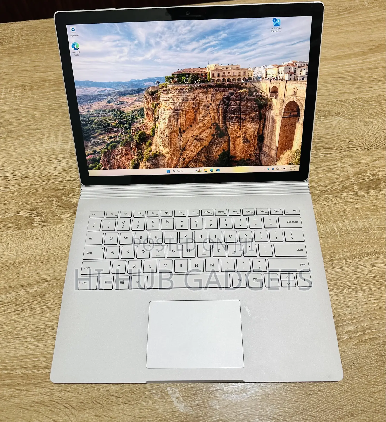 Laptop Microsoft Surface Book 2 8GB Intel Core i5 SSD 256GB