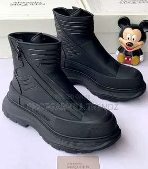 Alexander McQueen Classic High Boot Sneakers