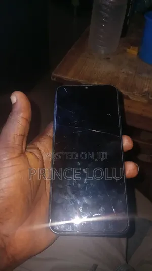 Infinix Smart 5 32 GB Blue