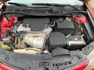 Toyota Camry LE 4dr Sedan (2.5L 4cyl 6A) 2013 Red