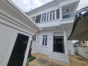 Studio Apartment in Chevron for rent
