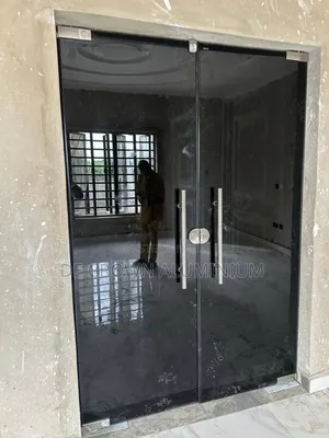 Black 10mm Tempered Frameless Ante Room Glass Door