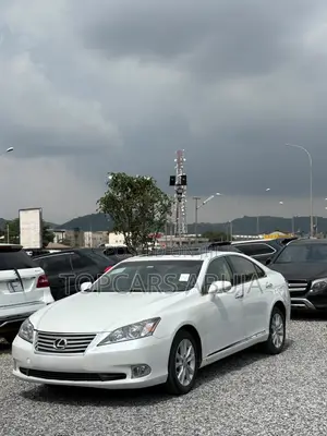 Lexus ES 2012 White