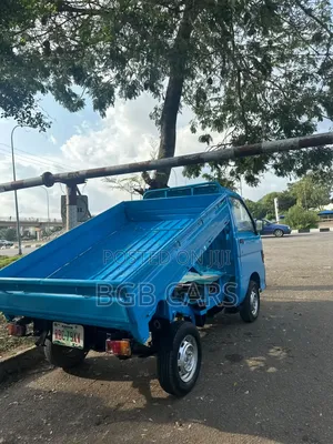 Daihatsu Hijet 2005 Blue