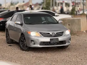 Toyota Corolla 2013 Silver
