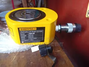 Enerpac Flat-Jac Cylinder With a 50-Ton