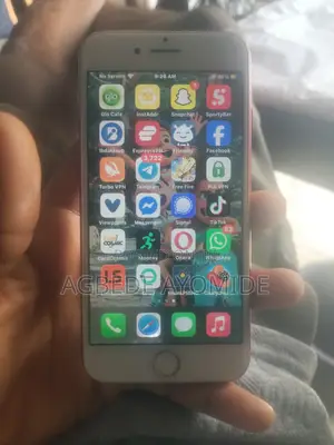 Apple iPhone 7 128 GB Red