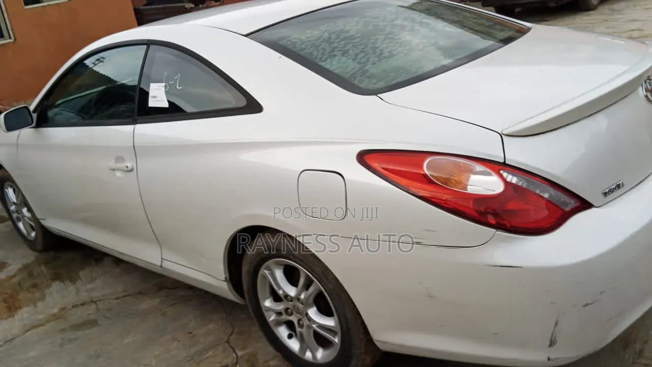 Toyota Solara 2006 White