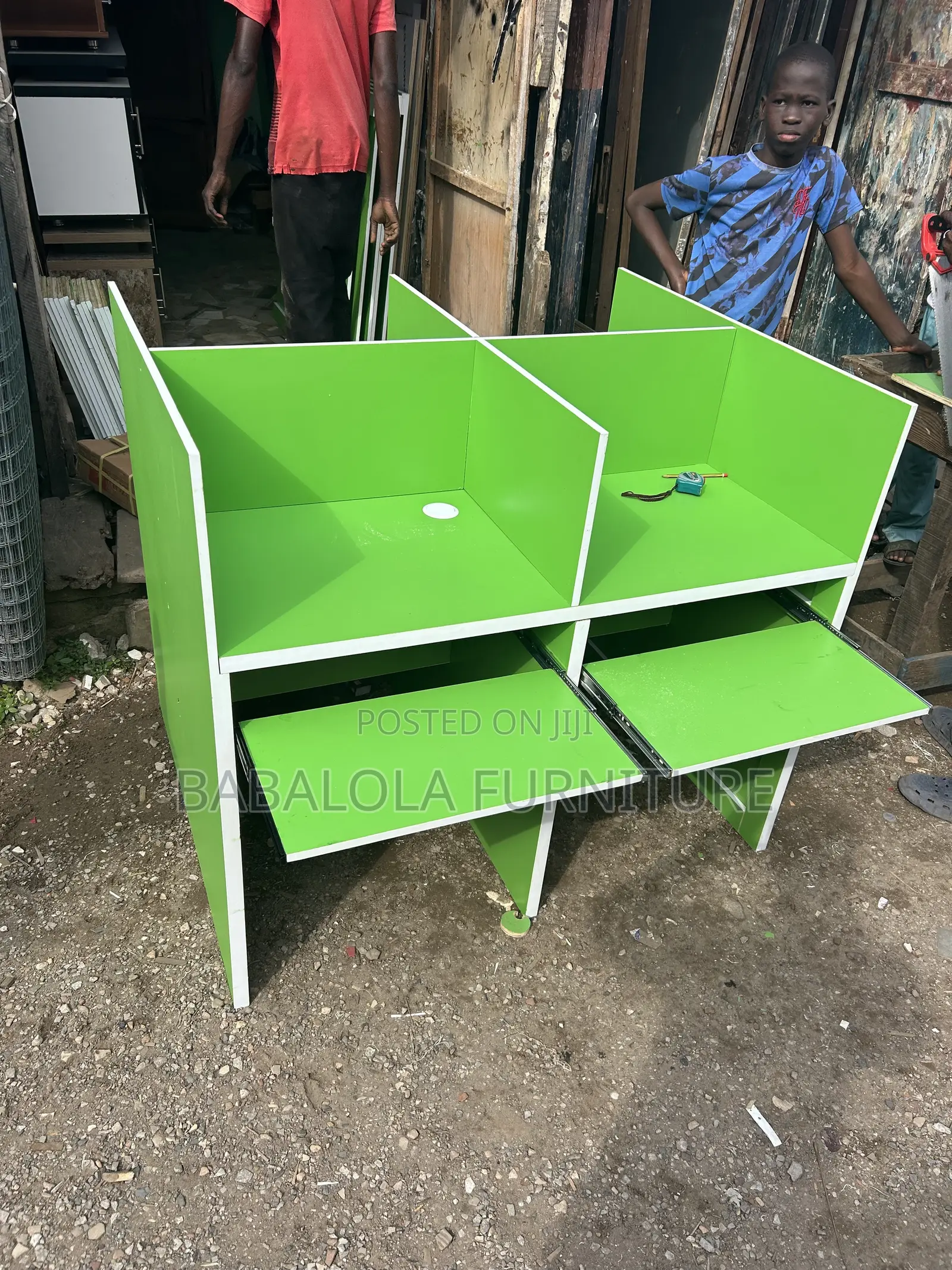 4 in 1 Workstation