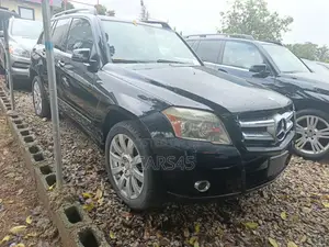 Mercedes-Benz GLK-Class 2011 Black