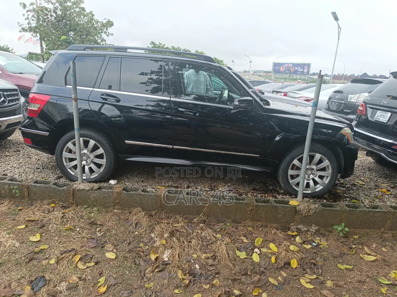 Mercedes-Benz GLK-Class 2011 Black