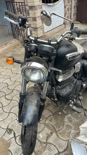 Royal Enfield Meteor 350 2021 Black