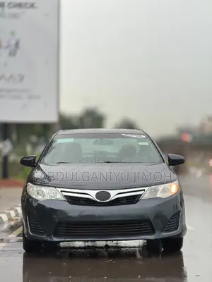 Toyota Camry LE 4dr Sedan (2.5L 4cyl 6A) 2013 Black
